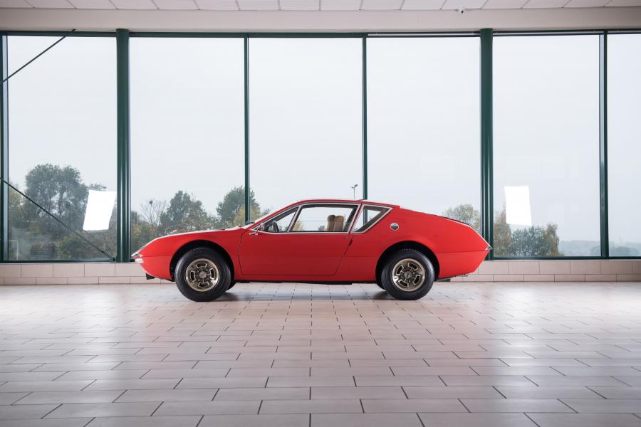  Renault Alpine A310 1971 года  (фото 8 из 26)